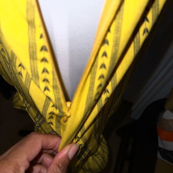 NWT yellow/gold & black dress - Picture 11 of 14